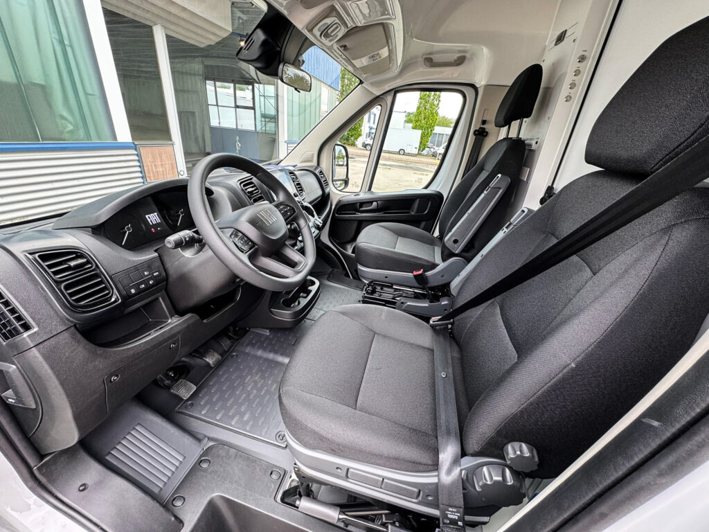 Tourenverkaufsmobil Fahrerhaus Fiat Ducato