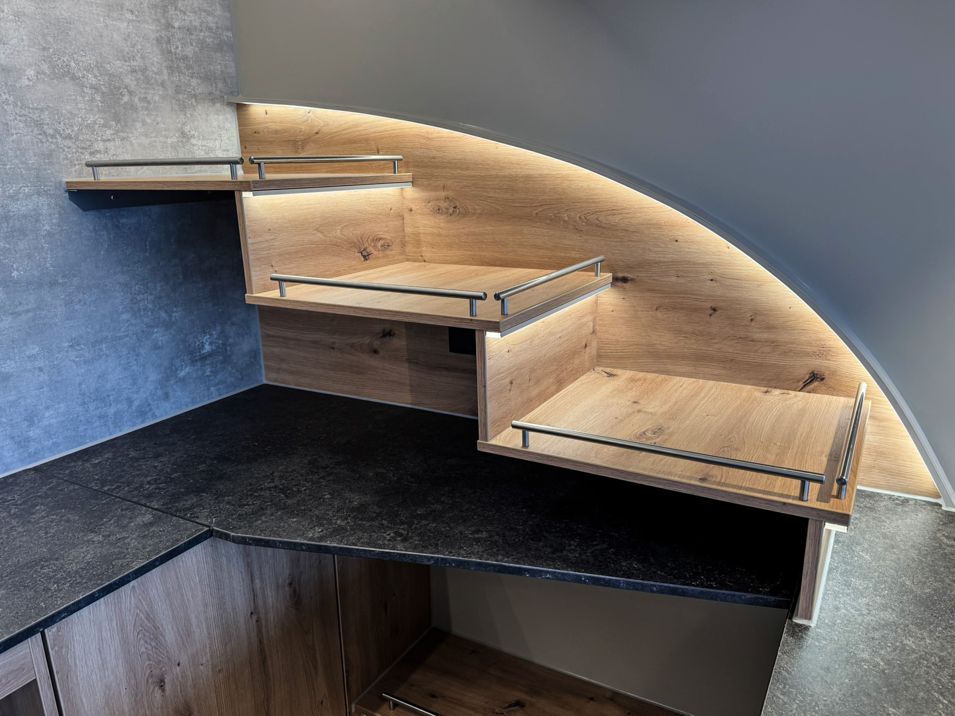 Käsetreppe mit oder ohne Beleuchtung