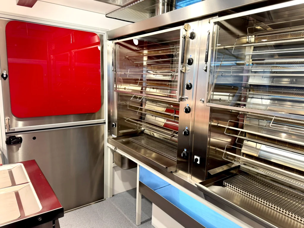 Doppelgrillanlage eines Hähnchengrillfahrzeug