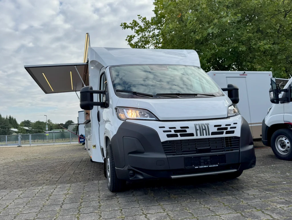 mobiler Hähnchengrill mit hochwertigem Fiat Ducato