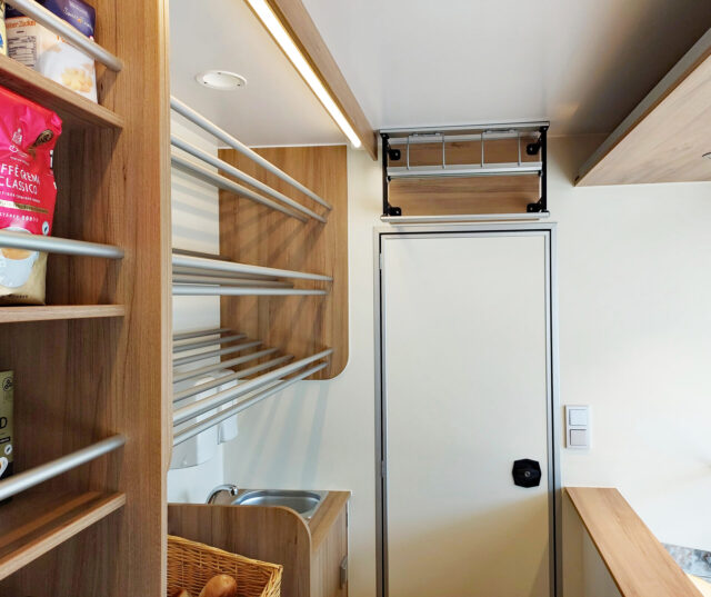 Bäckereiverkaufswagen Ansicht Durchgang Bäckerfahrzeug