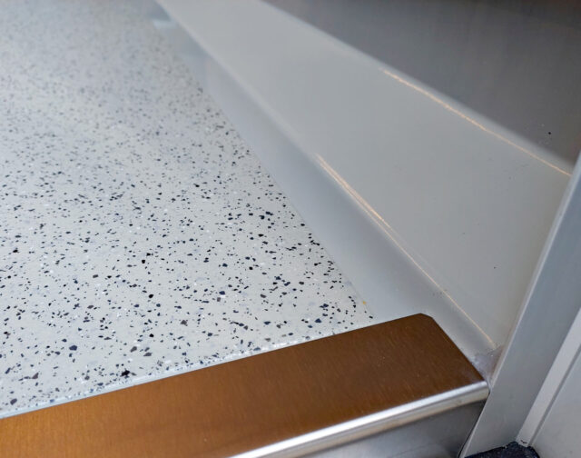 Bäckereiverkaufswagen Schwellenloser Bodenabschluss