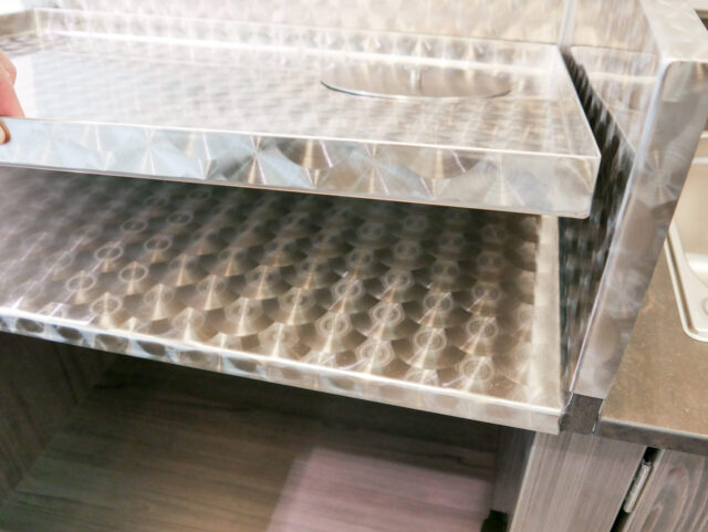 Verkaufsmobil, Verkaufsfahrzeuge, Verkaufswagen, Fischmobil, Kühltheke, Fischfahrzeug, Fischwagen, Wochenmarktwagen, Wochenmarktfahrzeug, Mobil verkaufen, Fahrzeug mit Kühltheke