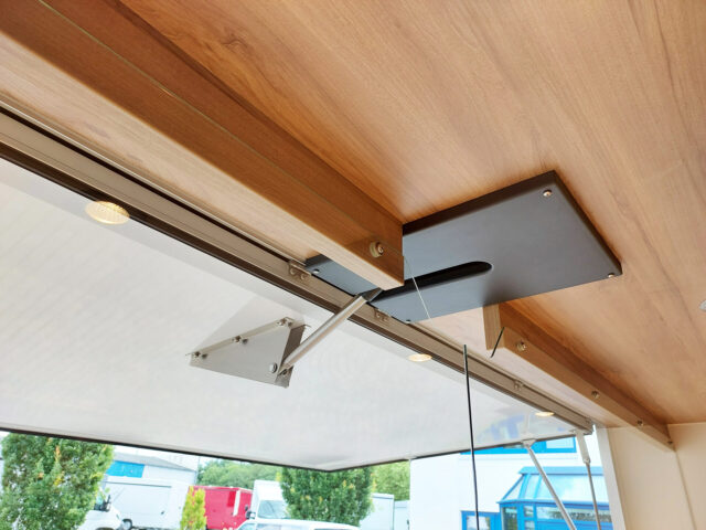 Bäckereiverkaufswagen Elektrische Klappenbetätigung