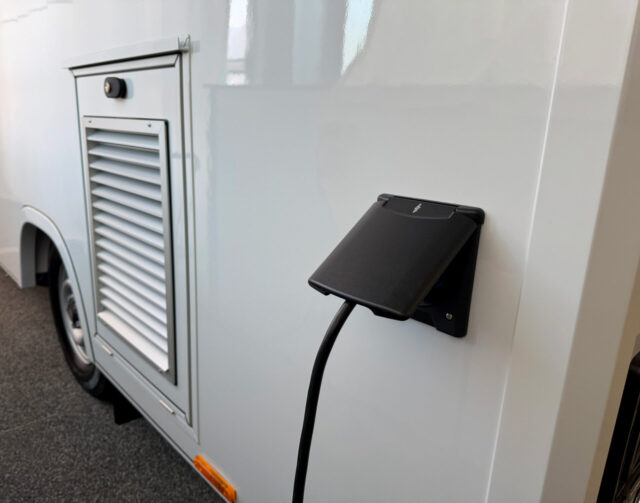 Entlüftung der Kühlmaschine in einem Tourenmobil mit Kühltheke