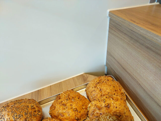 Bäckereiverkaufswagen Fegeausnehmung Bäckertheke