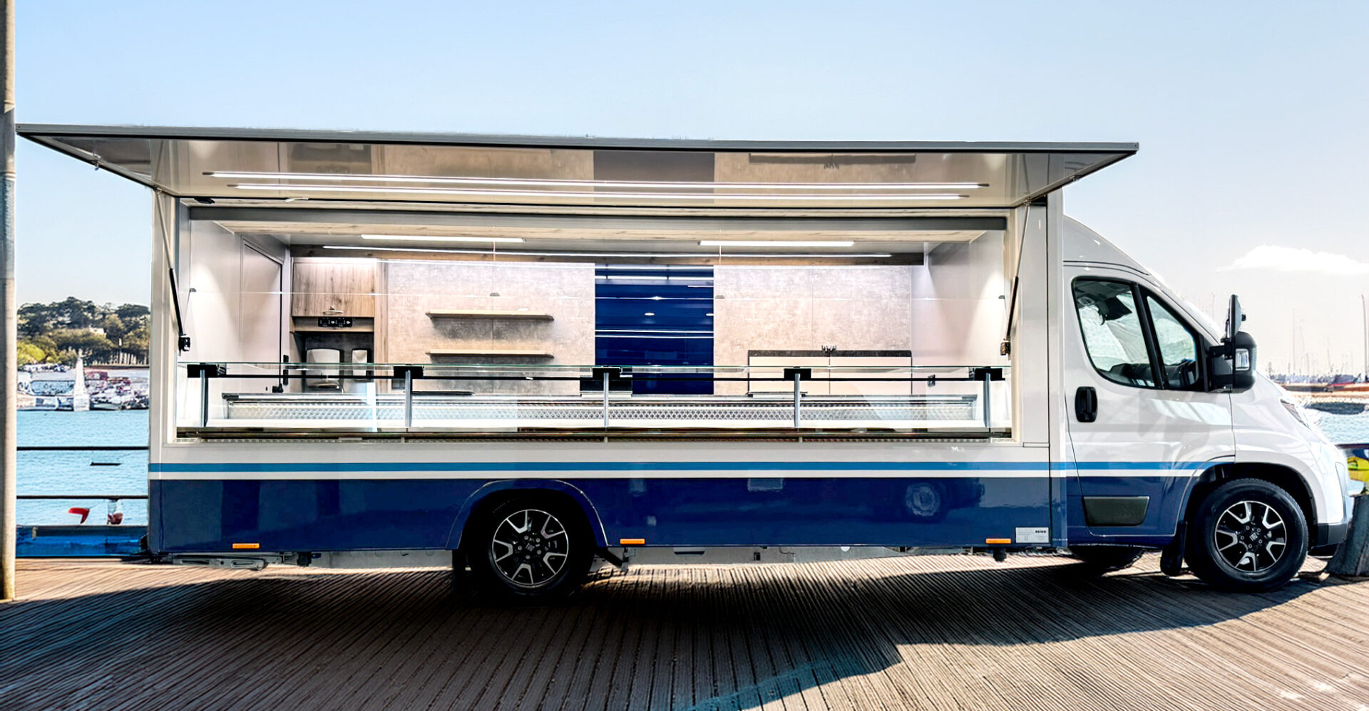 Fisch Verkaufswagen an einem Hafen
