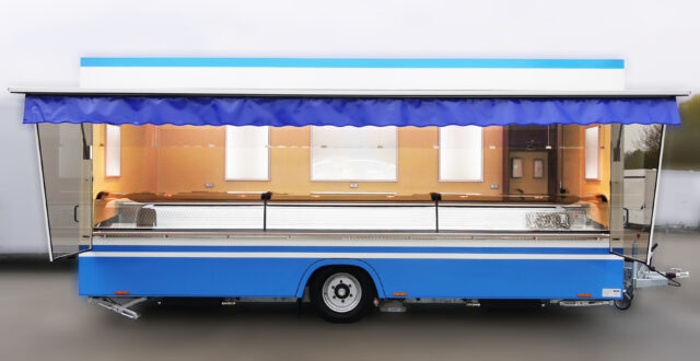 Marktmobil / Marktfahrzeug / Marktwagen / Verkaufsanhänger / Verkaufsmobil / Verkaufswagen / Verkaufsfahrzeug / Verkaufsauto gebraucht / Verkaufsfahrzeug gebraucht / Verkaufsmobil gebraucht / Verkaufsfahrzeug mobiler Handel / Mobil verkaufen / Wochenmarkthandel / Tourenverkauf / Marktwagen / Mobiler Verkaufsstand / Seico / Borco / Esselmann / Fischer / RKB Gamo / GIMA-Tec / Kühltheke / Marktwagen mit Kühltheke / Verkaufsfahrzeug mit Kühltheke / Verkaufswagen mit Kühltheke / Umluftkühlung / Tropenkühlung / Kühlung für Hochsommer / Kühltheke für heiße Tage / Kühltheke Tourenverkauf / Kühltheke Wochenmarkt