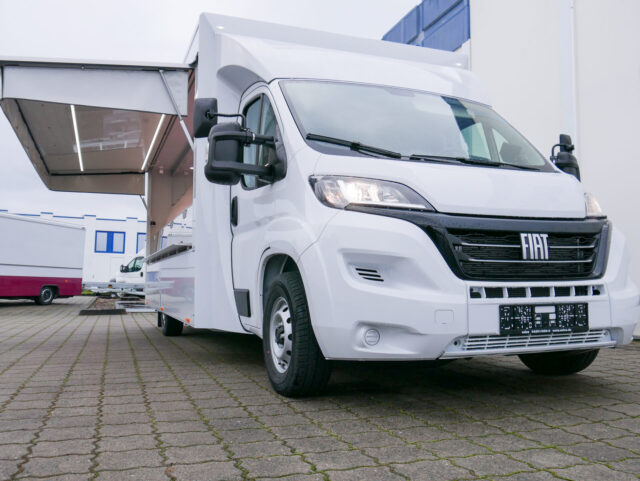 Verkaufsmobil, Verkaufsfahrzeuge, Verkaufswagen, Fischmobil, Kühltheke, Fischfahrzeug, Fischwagen, Wochenmarktwagen, Wochenmarktfahrzeug, Mobil verkaufen, Fahrzeug mit Kühltheke