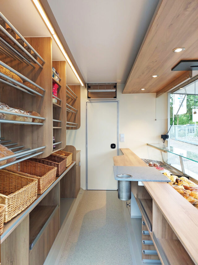 Bäckereiverkaufswagen Innenansicht Bäckerfahrzeug