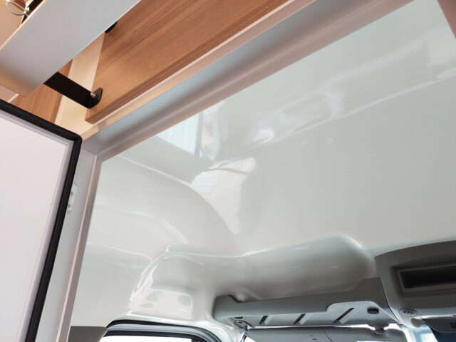 Bäckereiverkaufswagen Innenhimmelerhöhung Bäckerfahrzeug