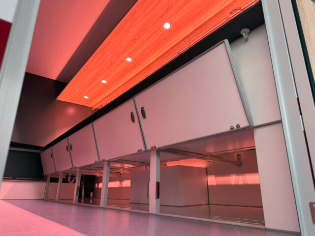 Kühltheke mit Unterkühlung in einem Fleischverkaufsmobil