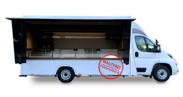 Marktverkaufswagen mit Kuehltheke Gesamtansicht Freisteller dunkel
