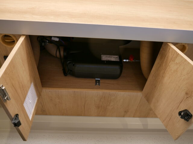 Marktmobil / Marktfahrzeug / Marktwagen / Verkaufsanhänger / Verkaufsmobil / Verkaufswagen / Verkaufsfahrzeug / Verkaufsauto gebraucht / Verkaufsfahrzeug gebraucht / Verkaufsmobil gebraucht / Verkaufsfahrzeug mobiler Handel / Mobil verkaufen / Wochenmarkthandel / Tourenverkauf / Marktwagen / Mobiler Verkaufsstand / Seico / Borco / Esselmann / Fischer / RKB Gamo / GIMA-Tec / Backmobil / Bäckerwagen / Backfahrzeug / Backmobile / Back Auto / Backanhänger / Bäckertoure / Brötchenflitzer / Backwarenhandel Wochenmarkt / Backwagen / Brothandel / Brotverkauf