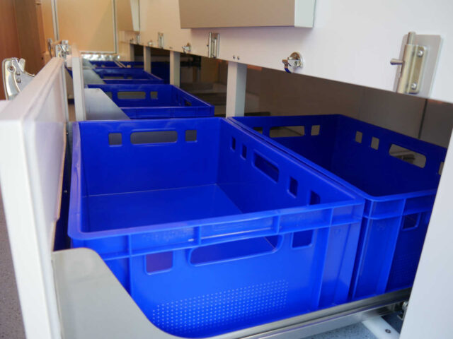 Tourenmobil Unterkühlung mit Auszügen