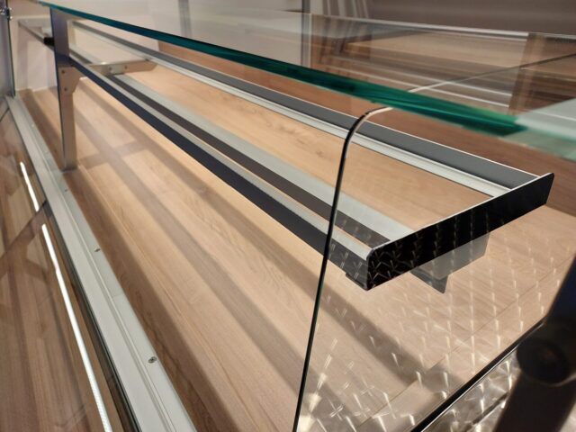 Zwischentheke in einem Bäckereimobil